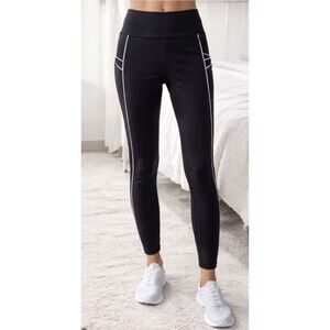 Fabletics MOTION 365  Leggings W/ Pockets - Black  XS With Reflective Trim